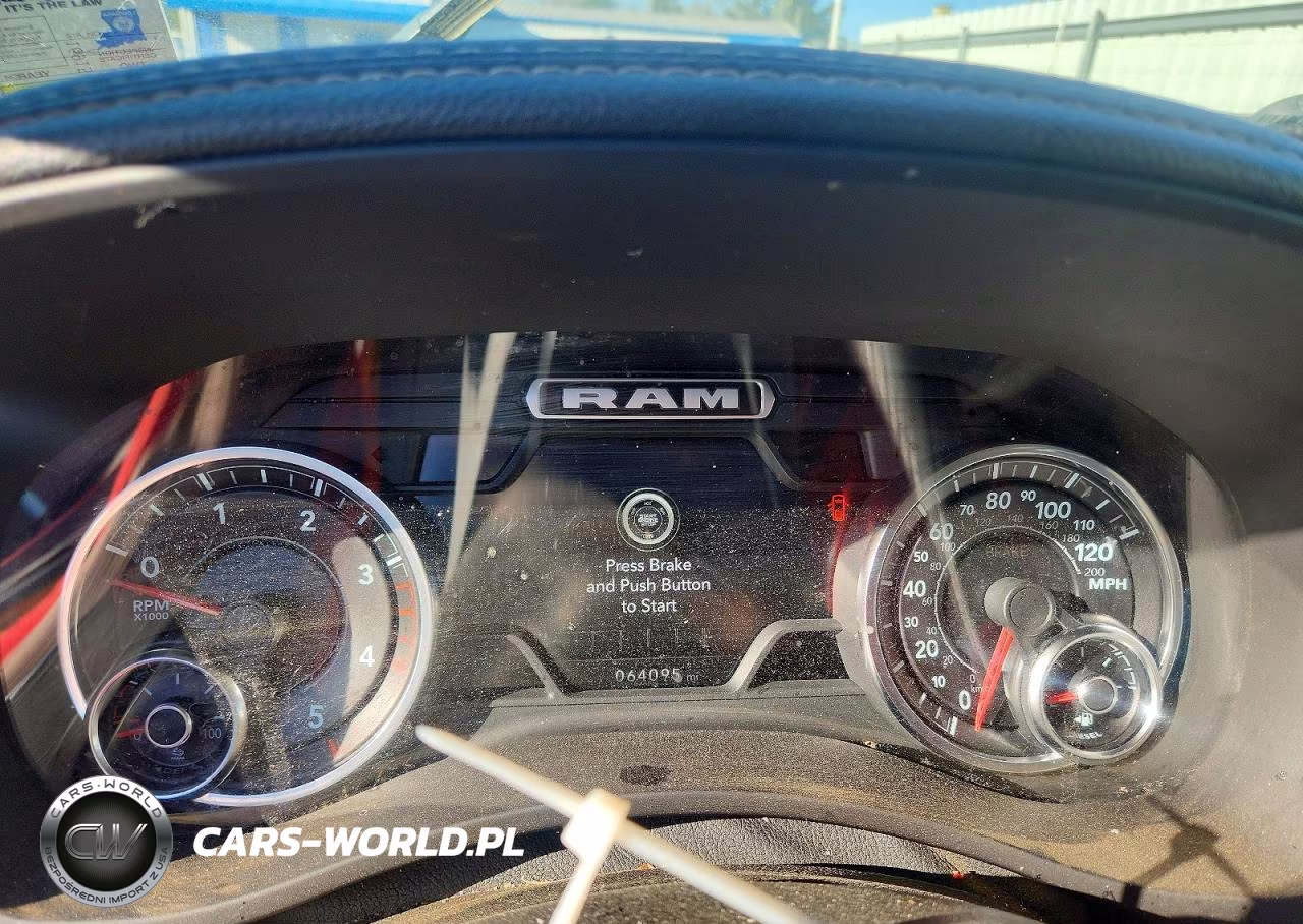 2022 Ram 2500 Laramie VIN:3C6UR5FL4NG371632 - 9
