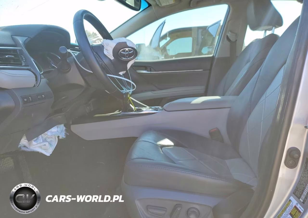 2018 Toyota Camry L VIN:4T1B11HK5JU153996 - 7