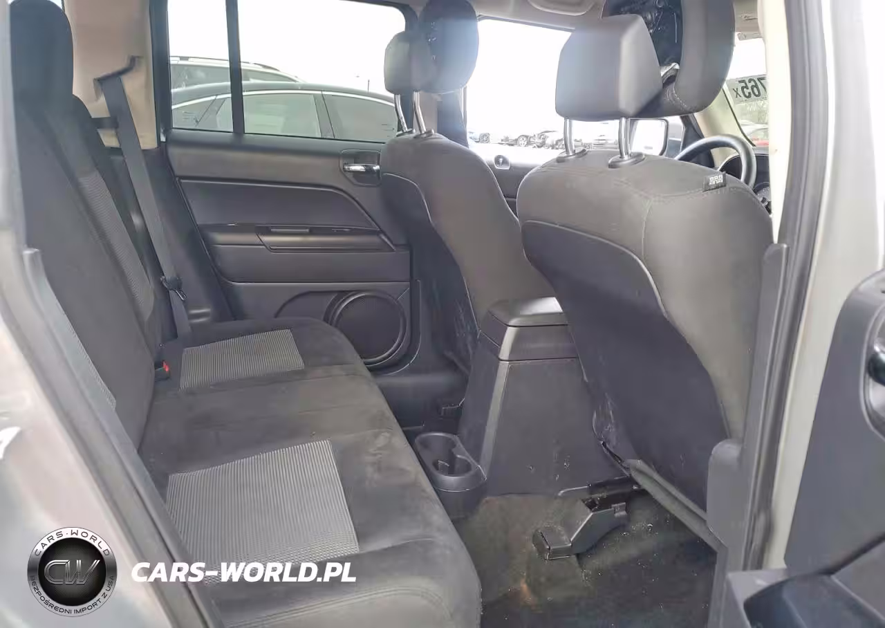 2016 Jeep Patriot Sport VIN:1C4NJPBAXGD514197 - 11