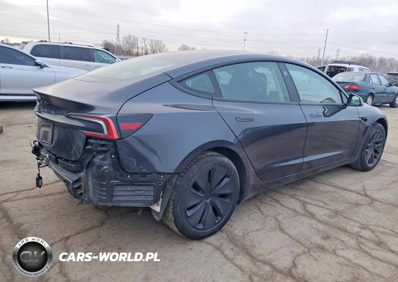 2024 Tesla Model 3 VIN:5YJ3E1EA7RF748507 - 3