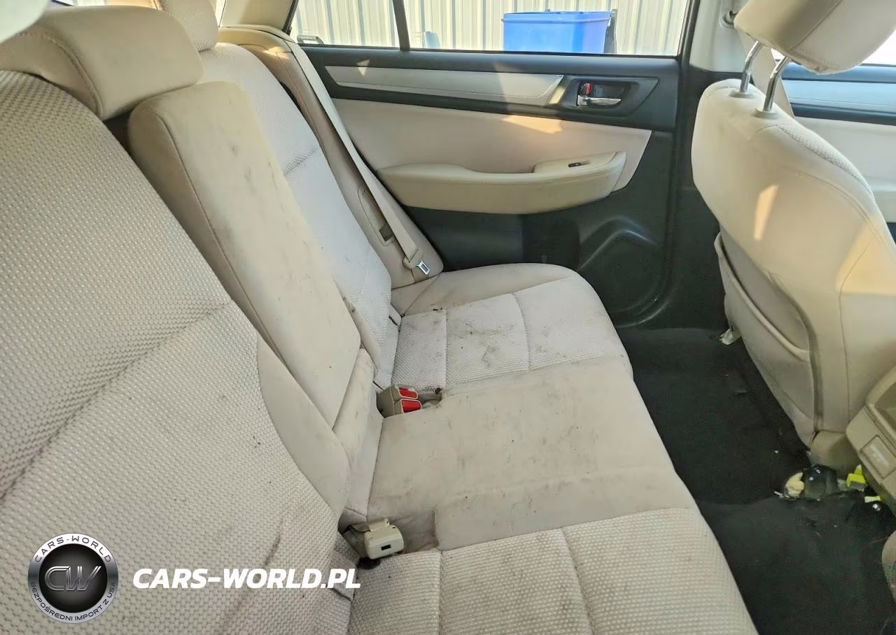 2018 Subaru Outback 2.5I Premium VIN:4S4BSACC0J3336015 - 10