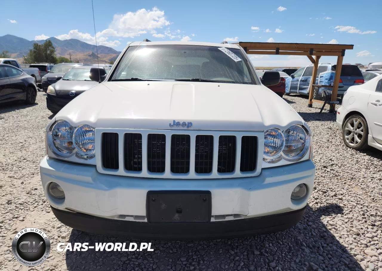 2005 Jeep Grand Cherokee Laredo VIN:1J4GR48K05C581016 - 5