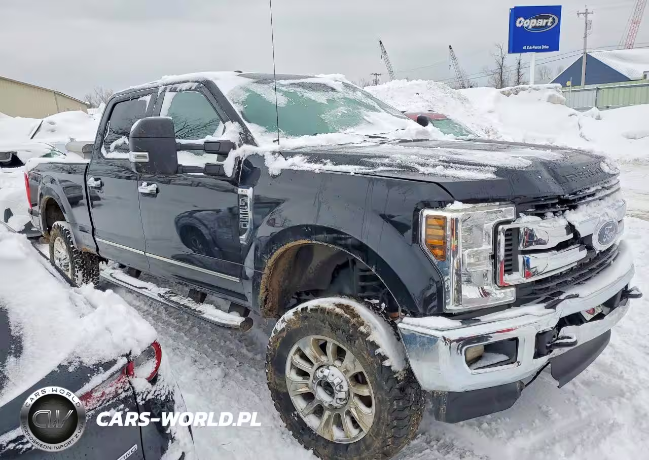 2018 Ford F250 Super Duty VIN:1FT7W2B60JEC44102 - 4