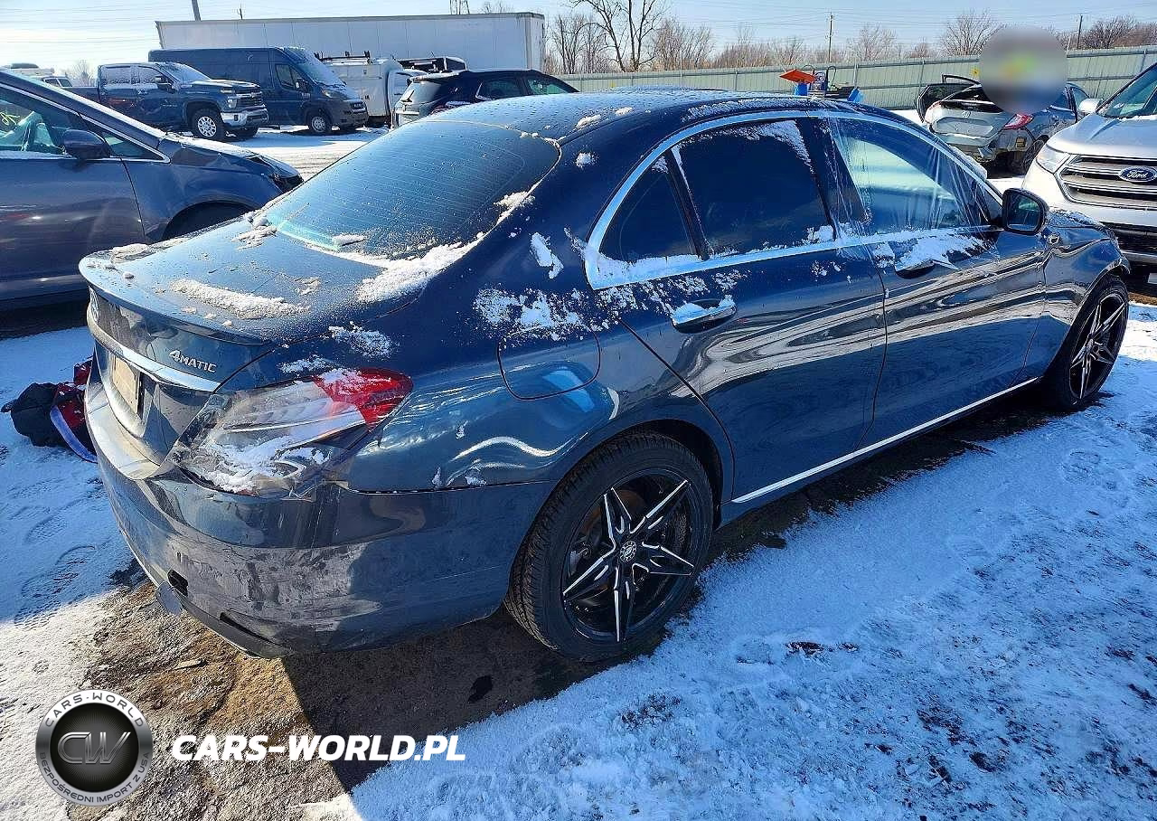 2016 Mercedes-Benz C 300 4Matic VIN:55SWF4KB1GU104280 - 3
