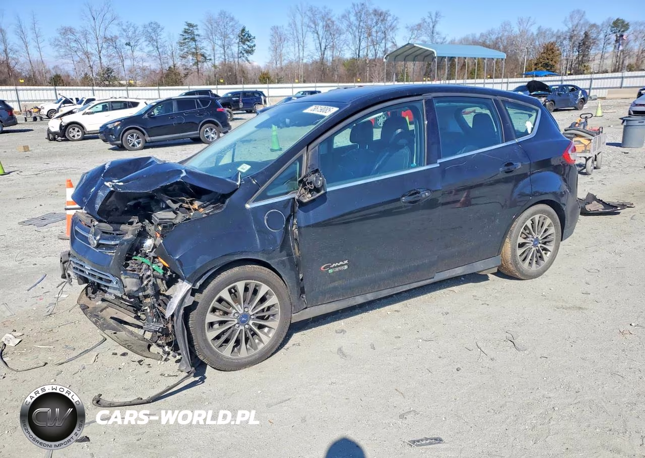 2017 Ford C-Max Titanium