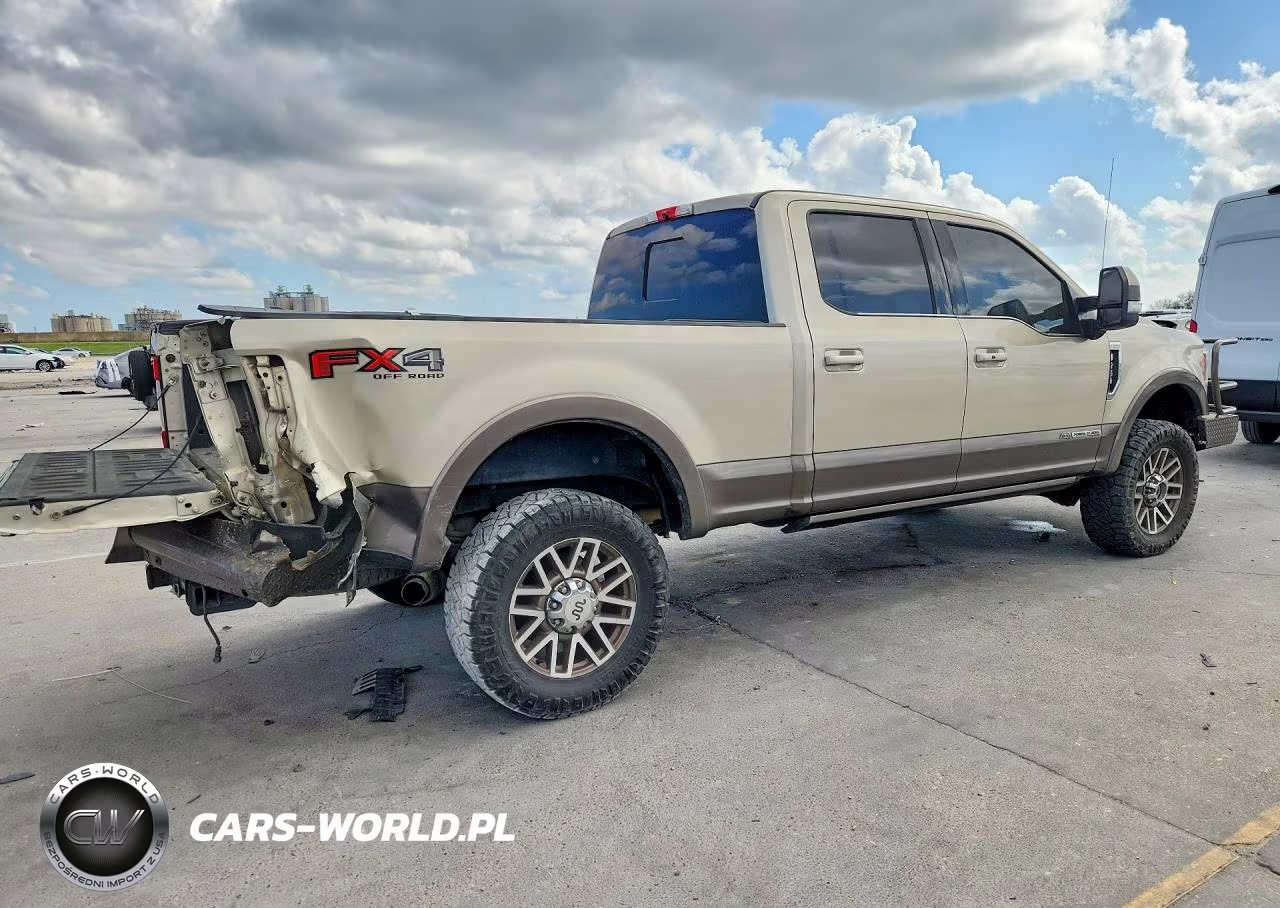 2018 Ford F250 Super Duty VIN:1FT7W2BT0JEB94548 - 3