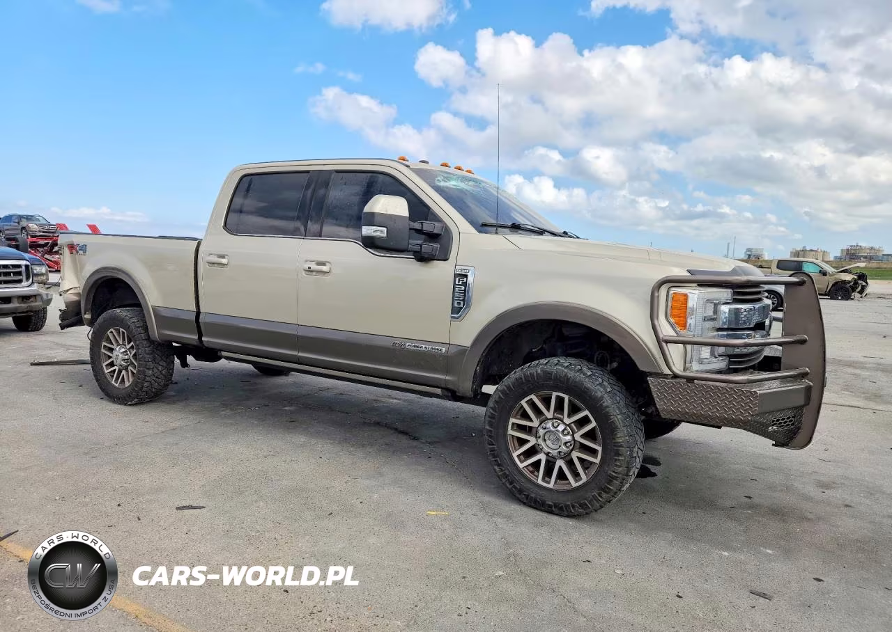 2018 Ford F250 Super Duty VIN:1FT7W2BT0JEB94548 - 4