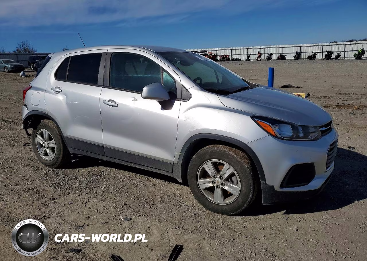 2021 Chevrolet Trax VIN:KL7CJKSB6MB303392 - 4