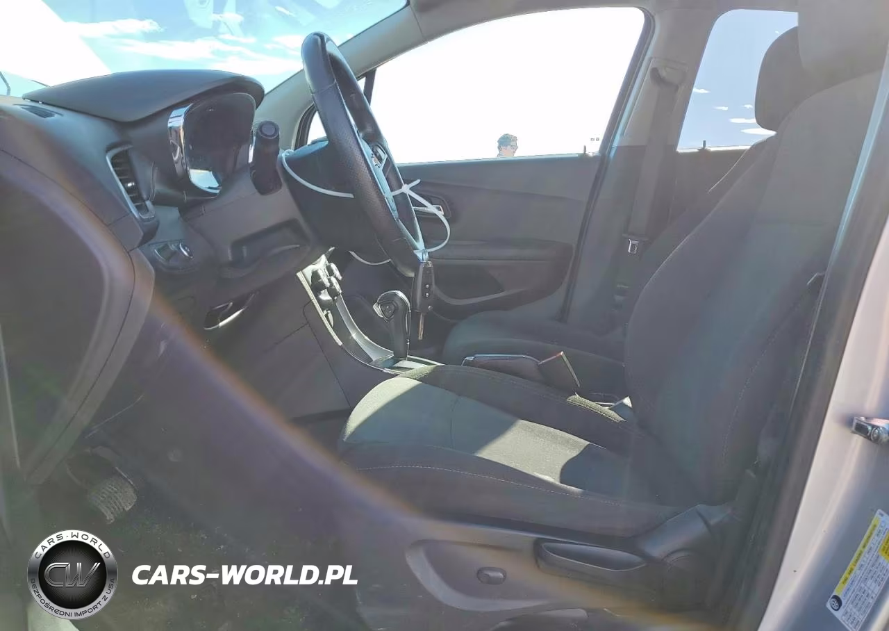 2021 Chevrolet Trax VIN:KL7CJKSB6MB303392 - 7