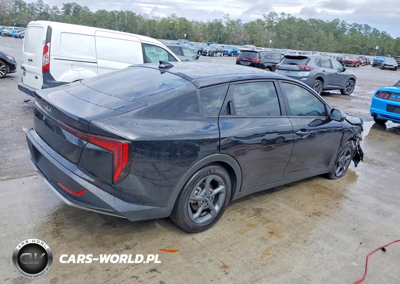 2025 Kia K4 Lxs VIN:3KPFT4DE9SE225302 - 3