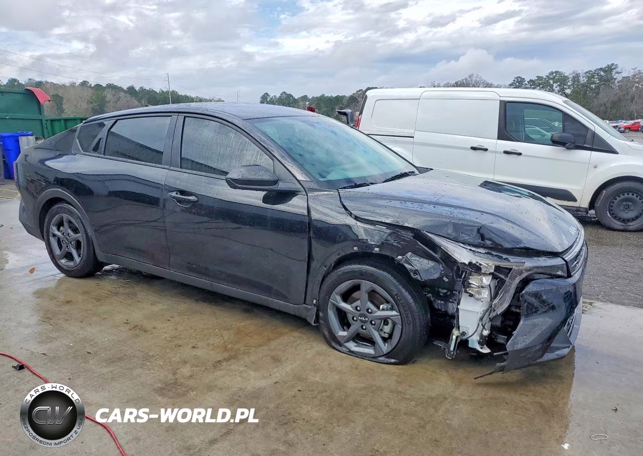 2025 Kia K4 Lxs VIN:3KPFT4DE9SE225302 - 4