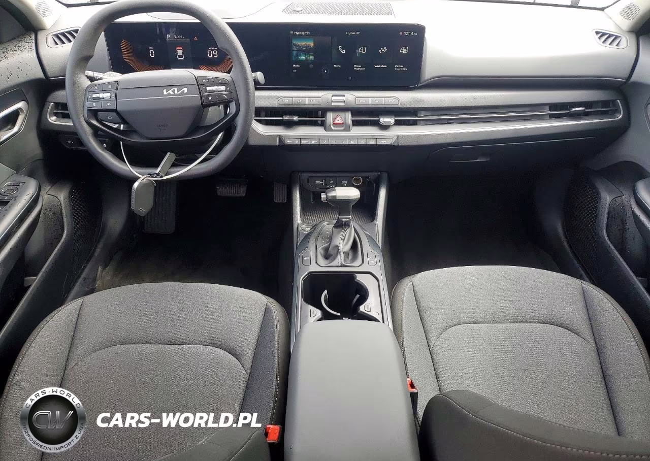 2025 Kia K4 Lxs VIN:3KPFT4DE9SE225302 - 8