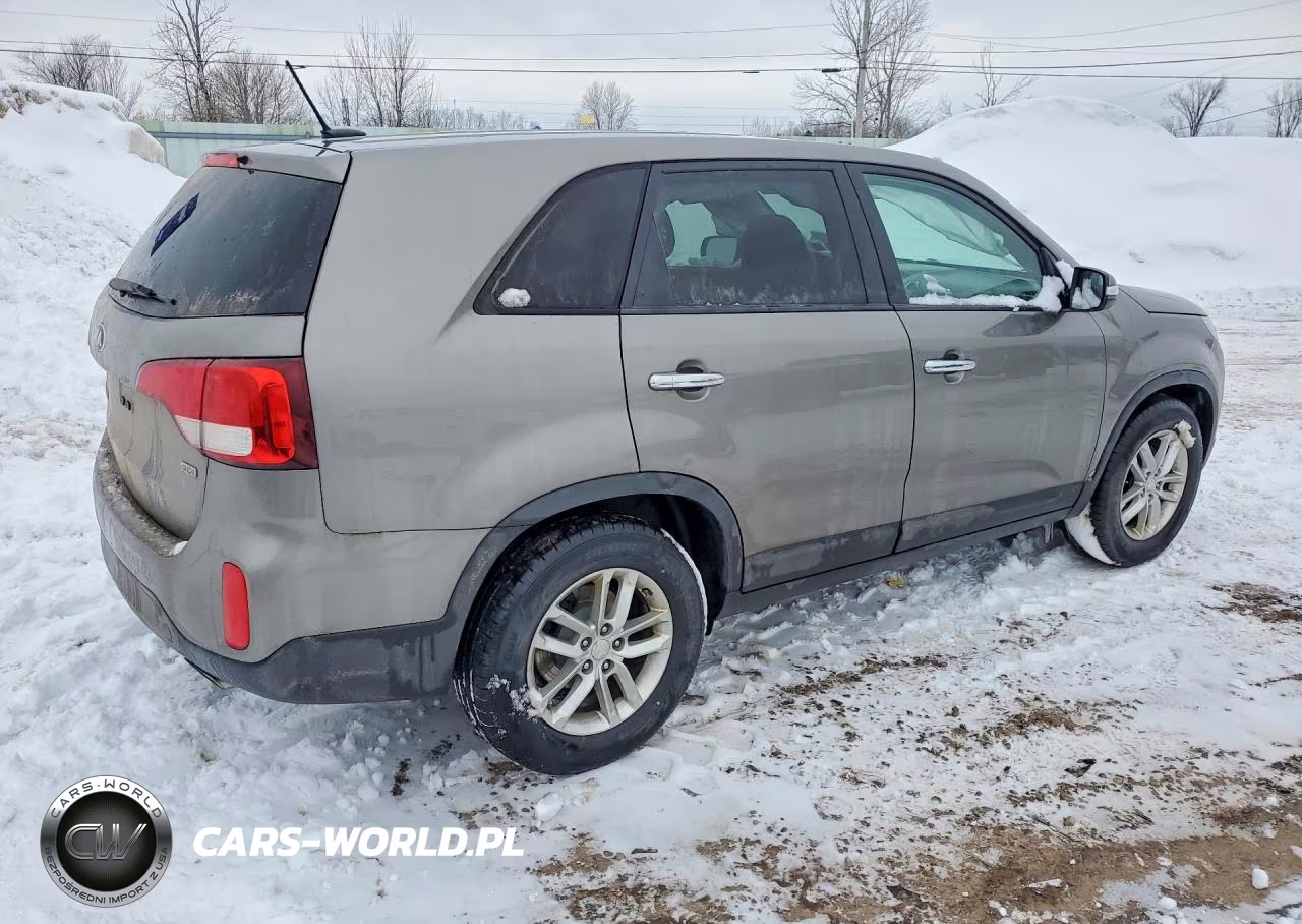 2014 Kia Sorento Lx VIN:5XYKT3A67EG519603 - 3