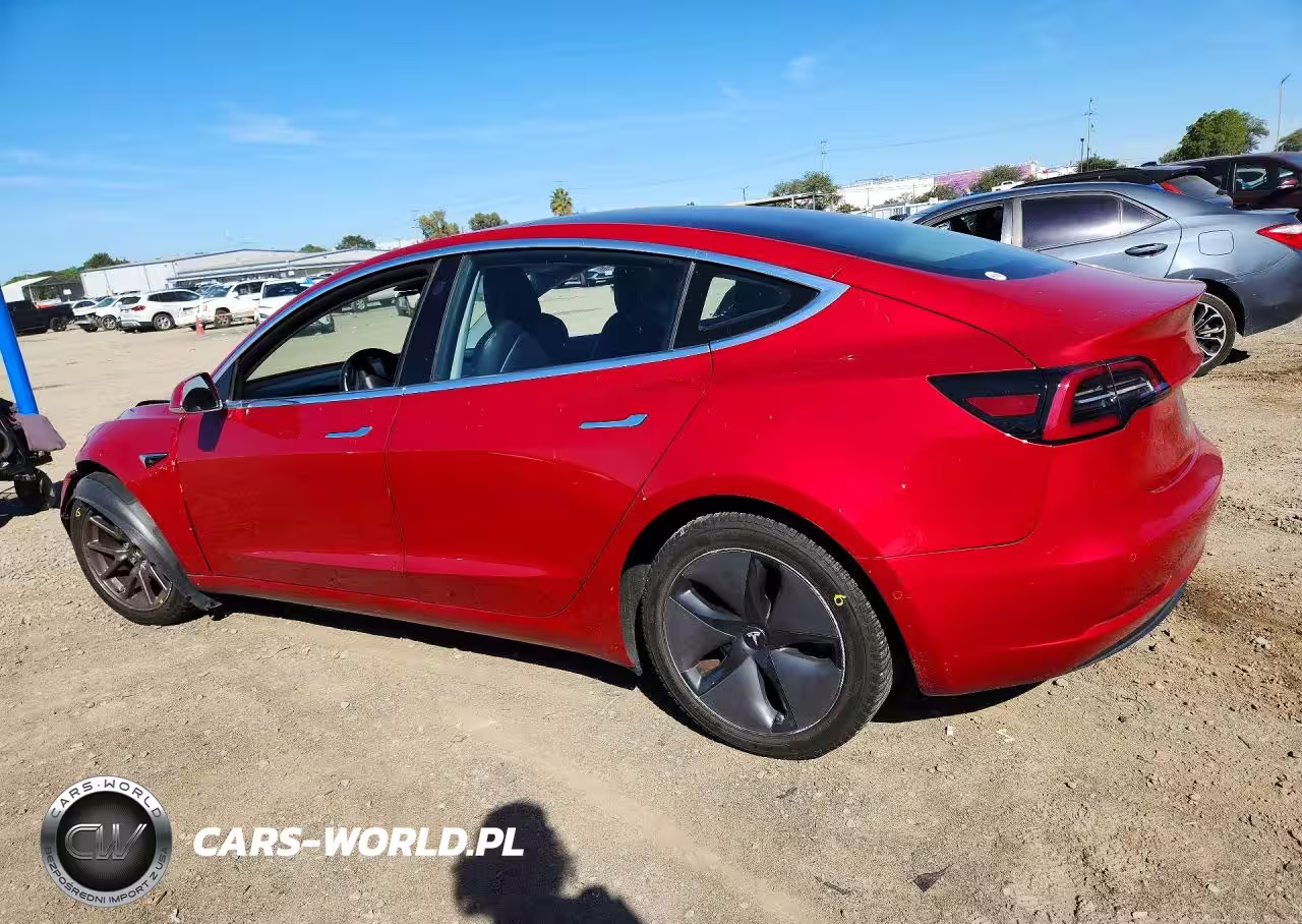 2018 Tesla Model 3 VIN:5YJ3E1EA1JF058501 - 2