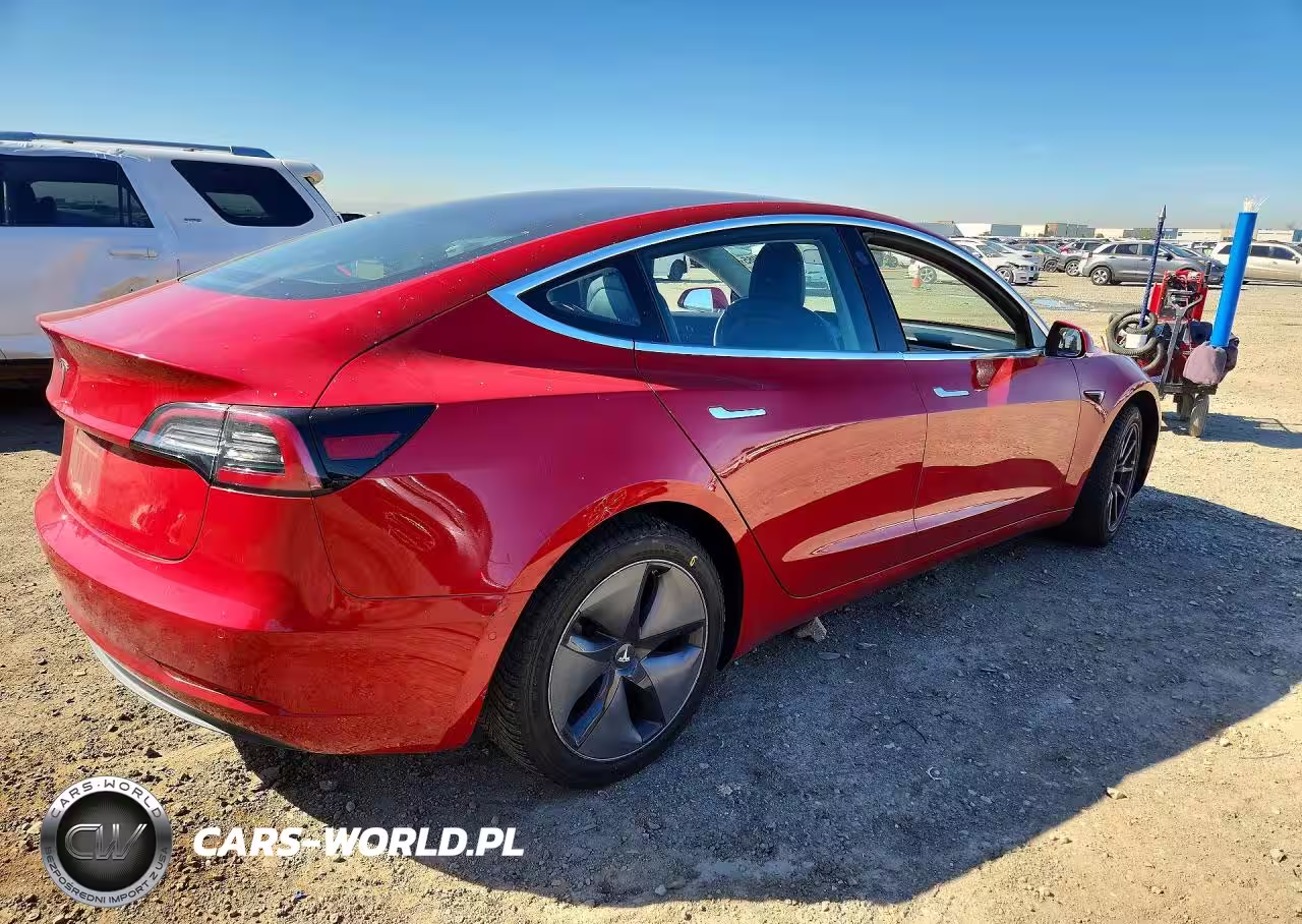 2018 Tesla Model 3 VIN:5YJ3E1EA1JF058501 - 3