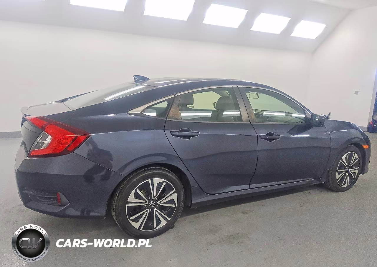 2018 Honda Civic Ex VIN:JHMFC1F31JX009693 - 3