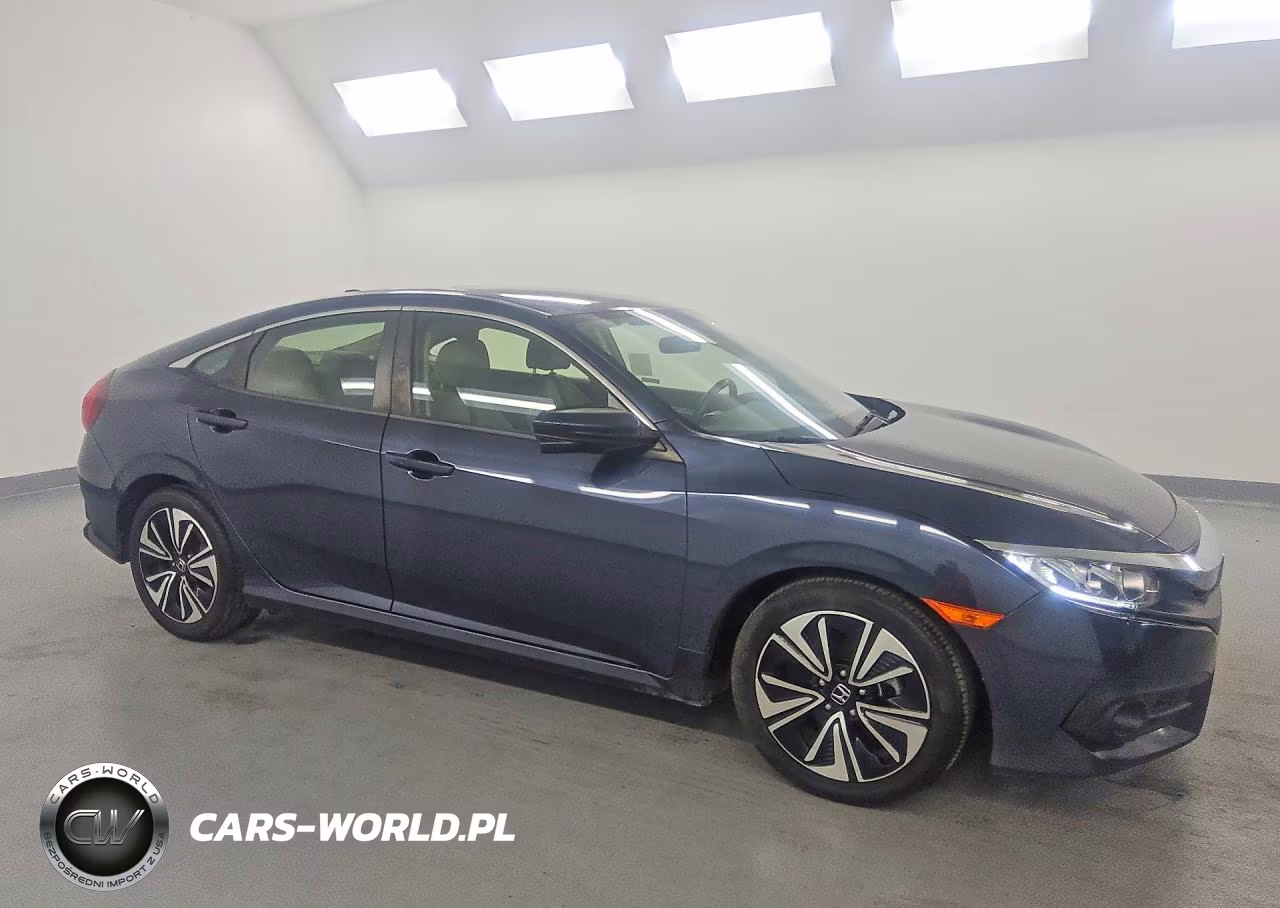 2018 Honda Civic Ex VIN:JHMFC1F31JX009693 - 4