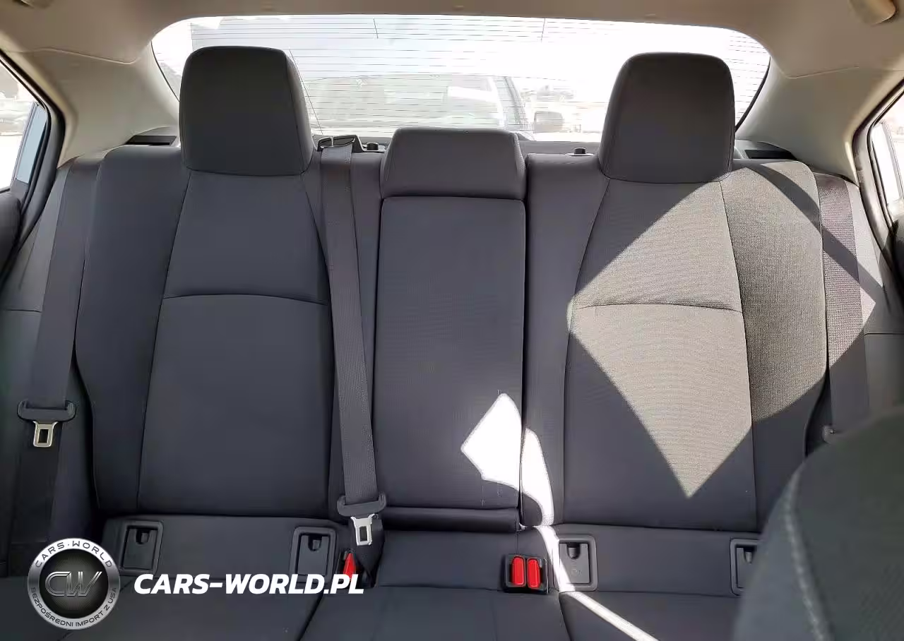 2025 Toyota Corolla Le VIN:JTDBCMFE3S3102629 - 10