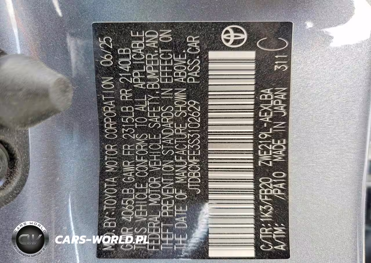 2025 Toyota Corolla Le VIN:JTDBCMFE3S3102629 - 14