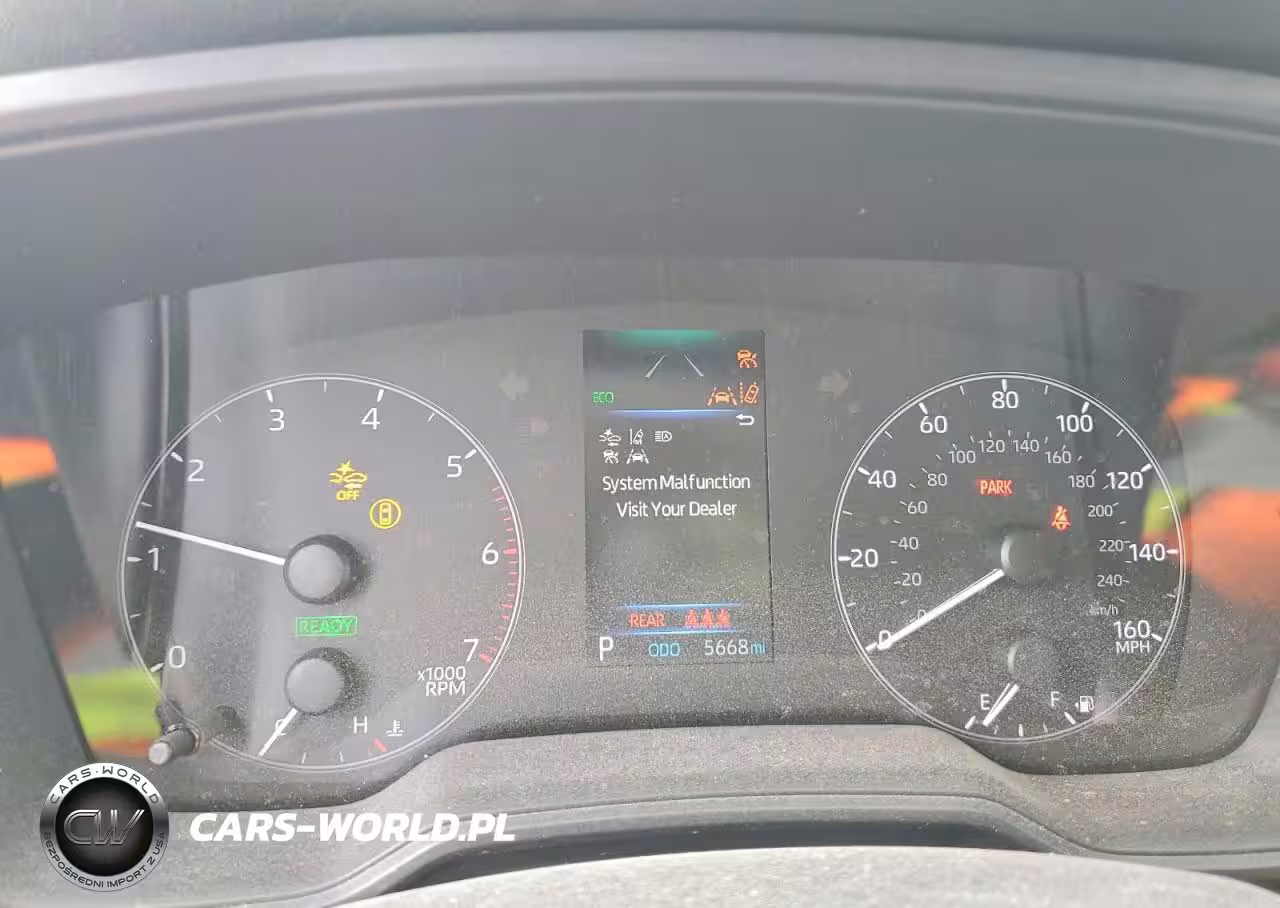 2025 Toyota Corolla Le VIN:JTDBCMFE3S3102629 - 9