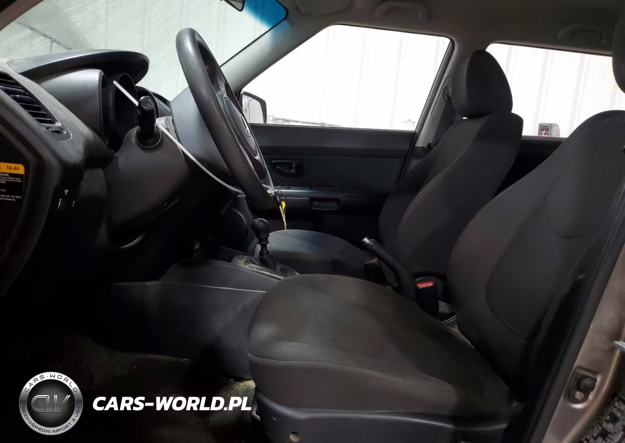 2013 Kia Soul VIN:KNDJT2A52D7633419 - 7