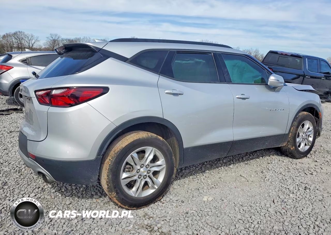 2019 Chevrolet Blazer 2Lt VIN:3GNKBCRS5KS700477 - 3