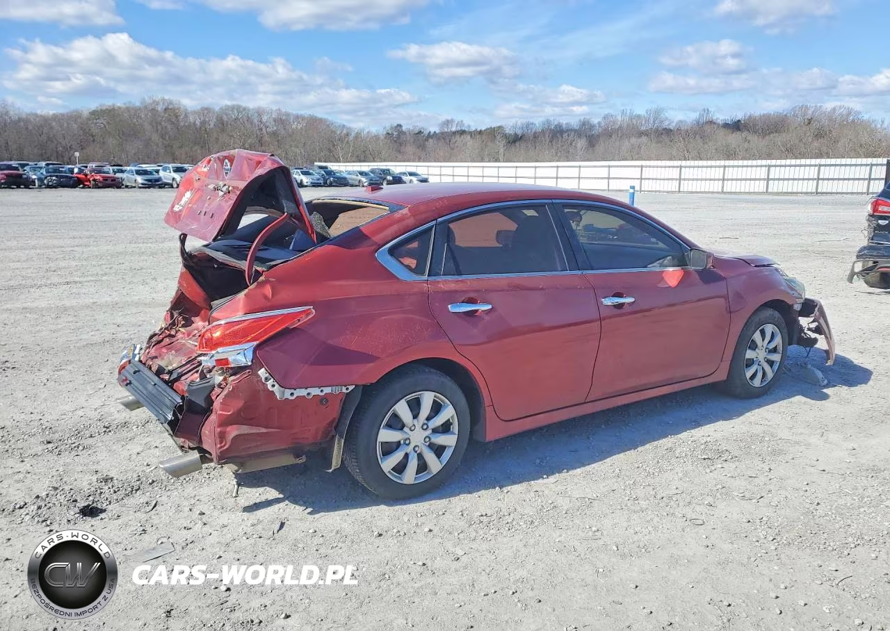2015 Nissan Altima 2.5 S VIN:1N4AL3AP1FN913540 - 3