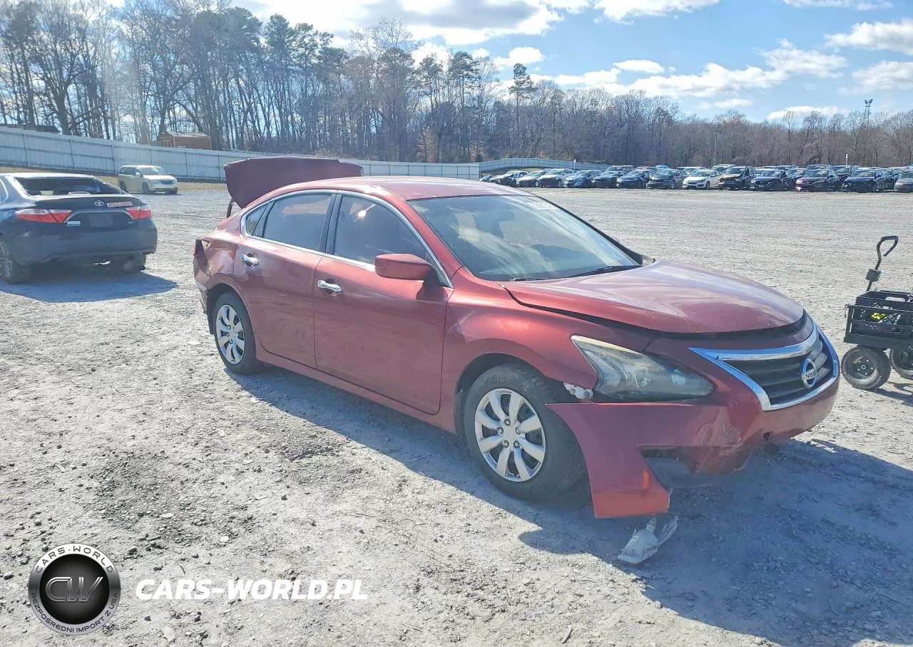 2015 Nissan Altima 2.5 S VIN:1N4AL3AP1FN913540 - 4