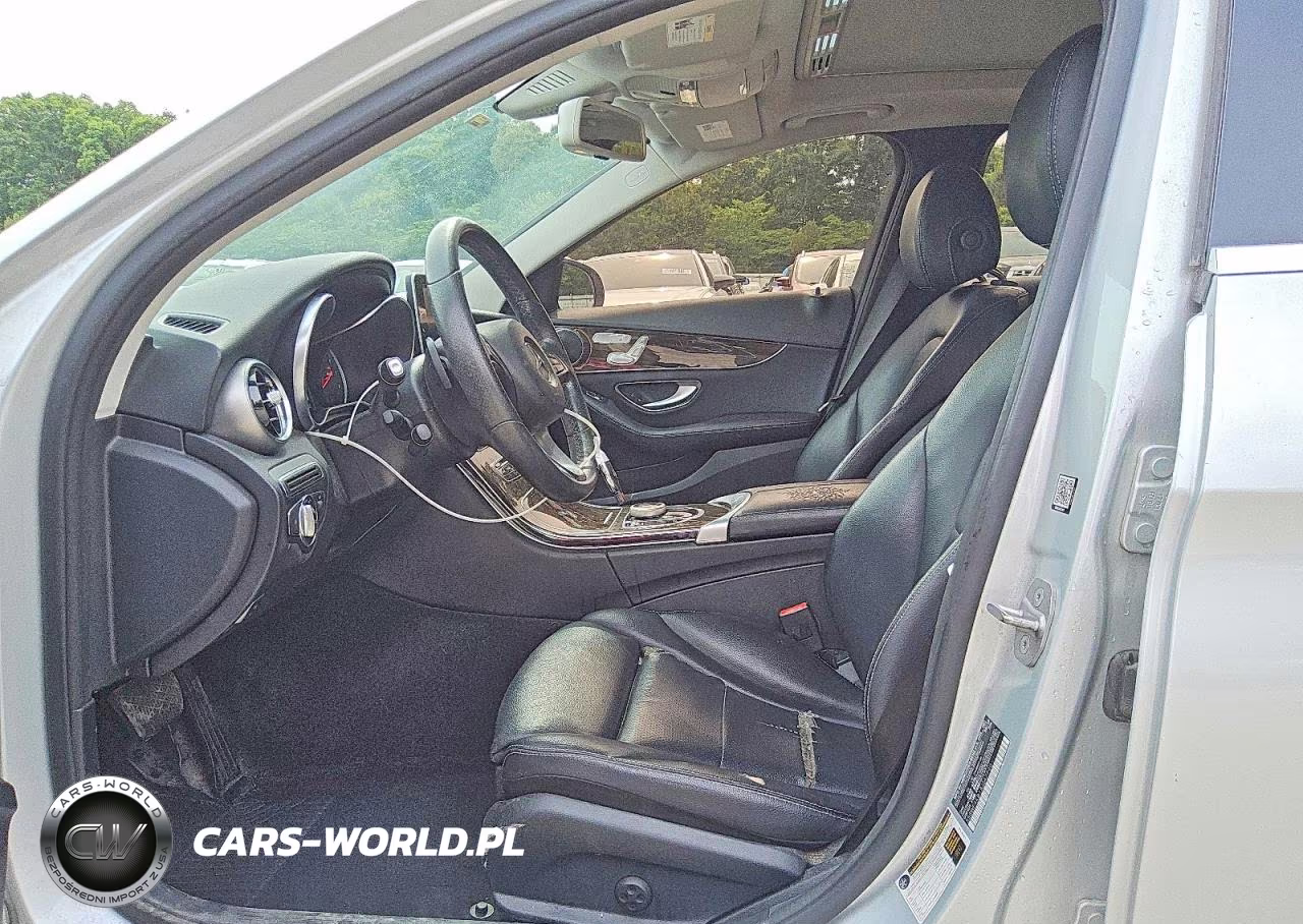 2018 Mercedes-Benz C 300 4Matic VIN:55SWF4KB1JU247740 - 7
