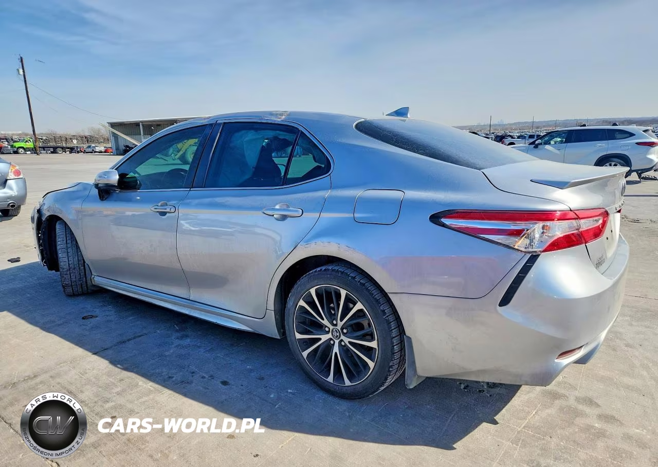 2020 Toyota Camry Se VIN:4T1G11AKXLU886371 - 2