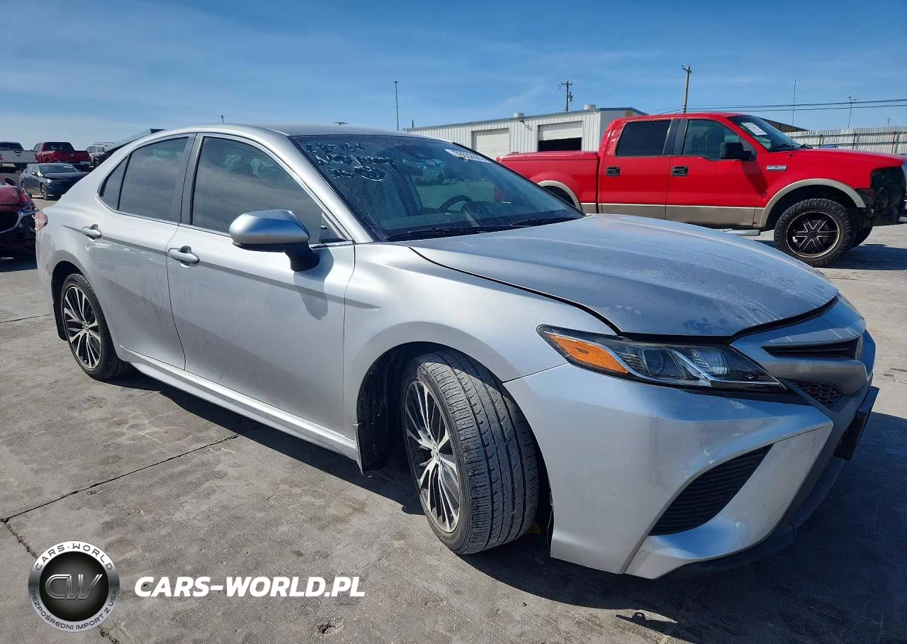 2020 Toyota Camry Se VIN:4T1G11AKXLU886371 - 4