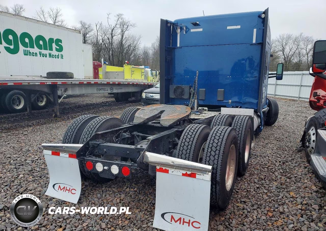 2021 Kenworth T680 Semi Truck VIN:1XKYD49X0MJ432493 - 4