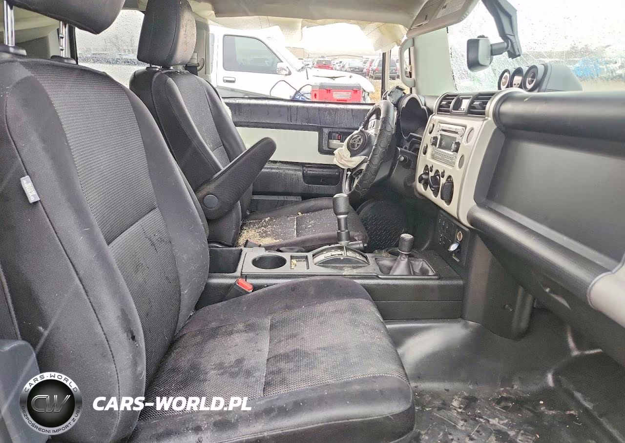 2014 Toyota Fj Cruiser VIN:JTEBU4BFXEK206228 - 7