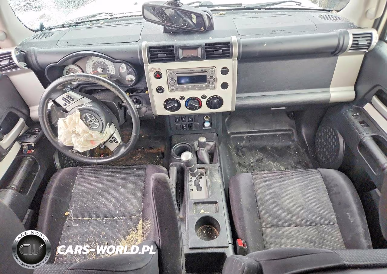 2014 Toyota Fj Cruiser VIN:JTEBU4BFXEK206228 - 8
