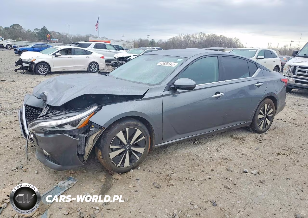 2021 Nissan Altima Sv
