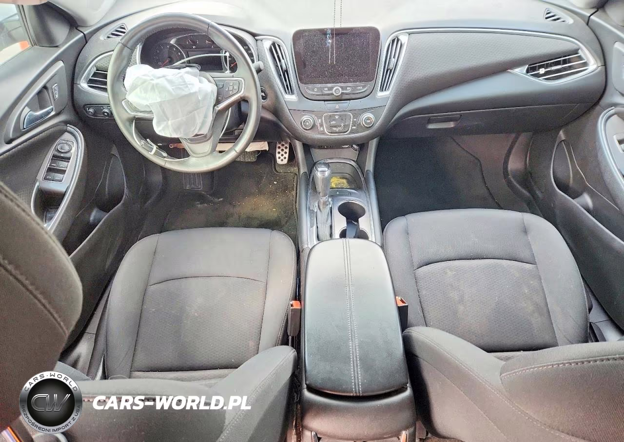 2017 Chevrolet Malibu Lt VIN:1G1ZE5STXHF101075 - 8
