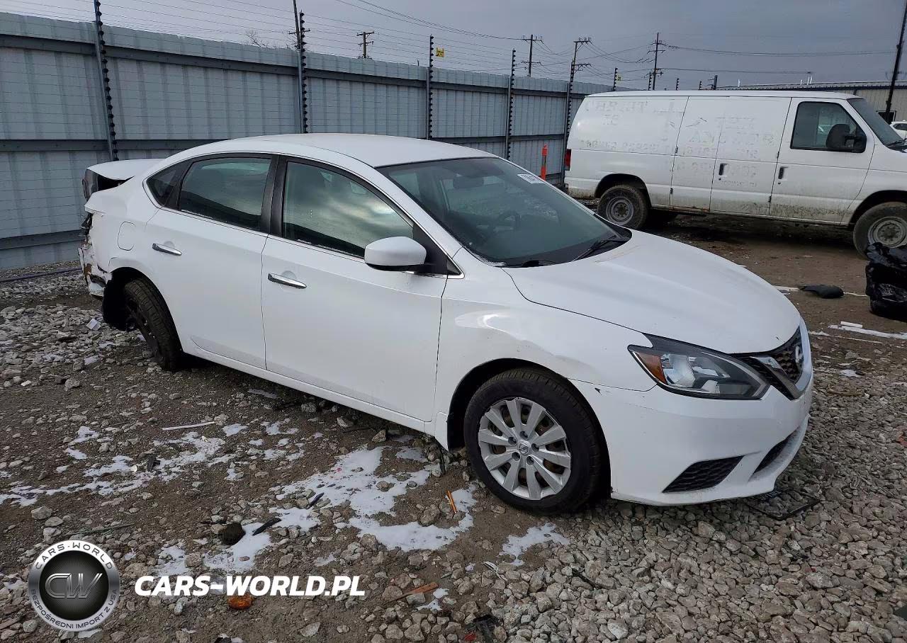 2017 Nissan Sentra VIN:3N1AB7AP0HY257232 - 4