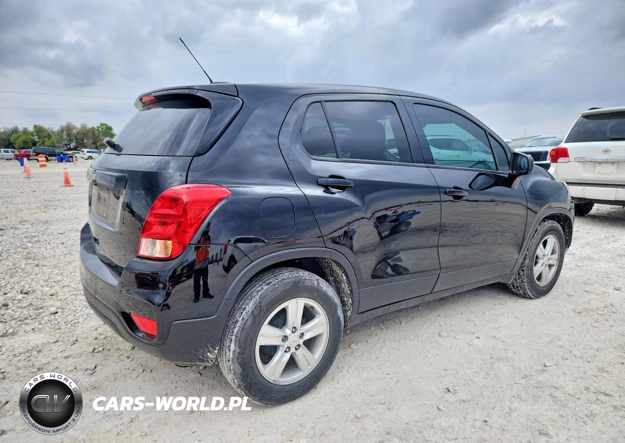 2020 Chevrolet Trax Ls VIN:KL7CJKSB9LB055685 - 3