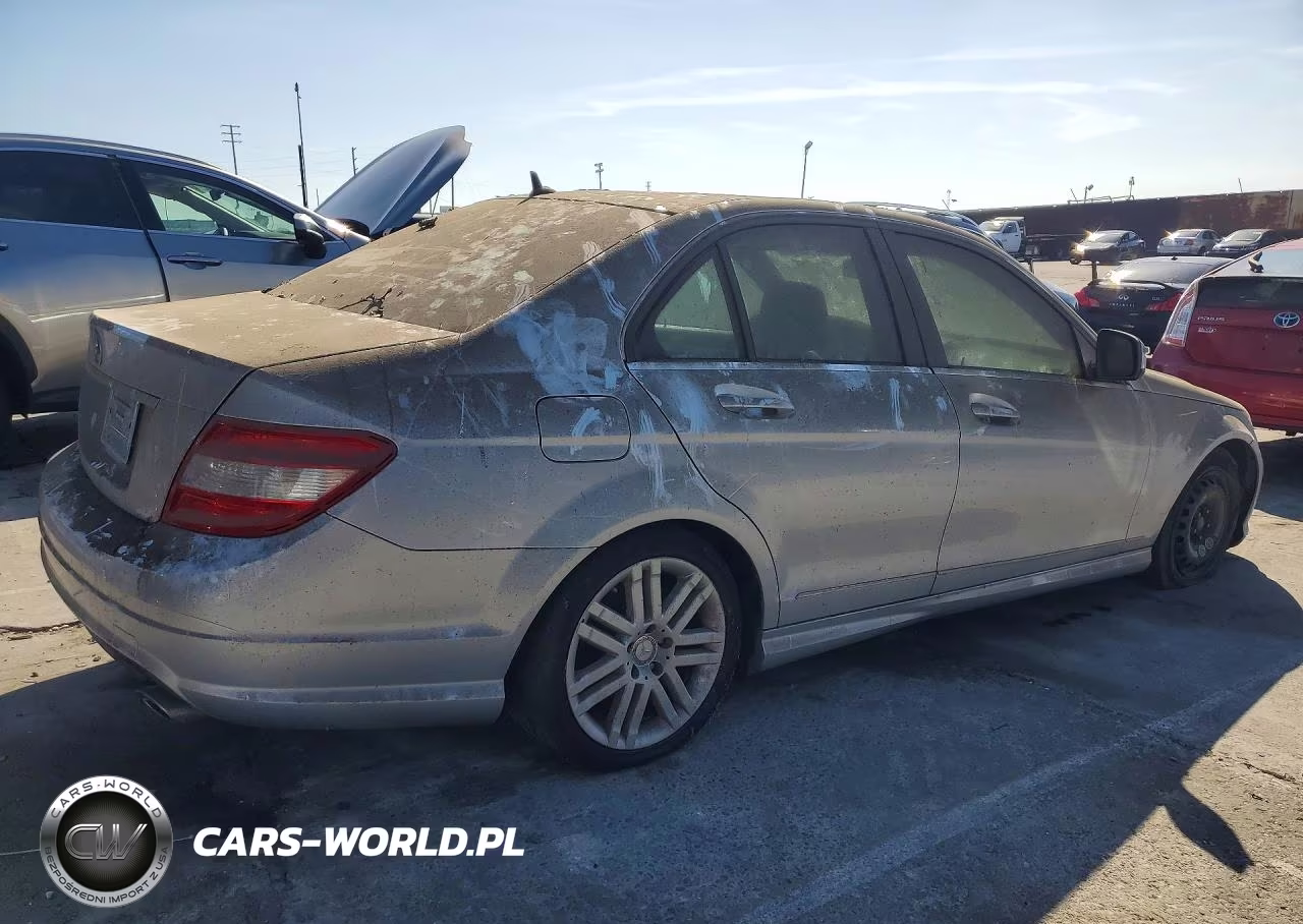 2008 Mercedes-Benz C-Class VIN:WDDGF54X98F032817 - 3