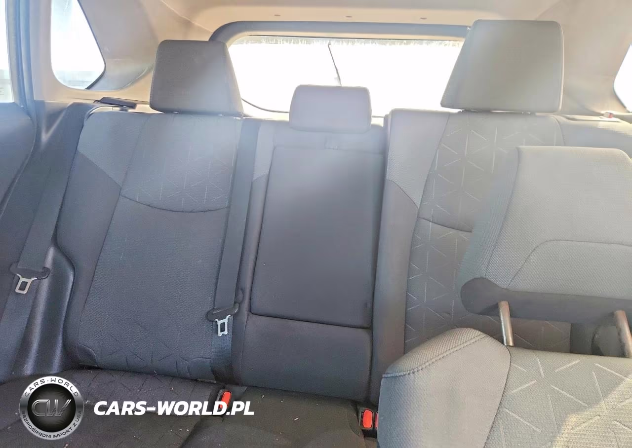 2020 Toyota Rav4 Xle VIN:2T3P1RFV7LC076268 - 10
