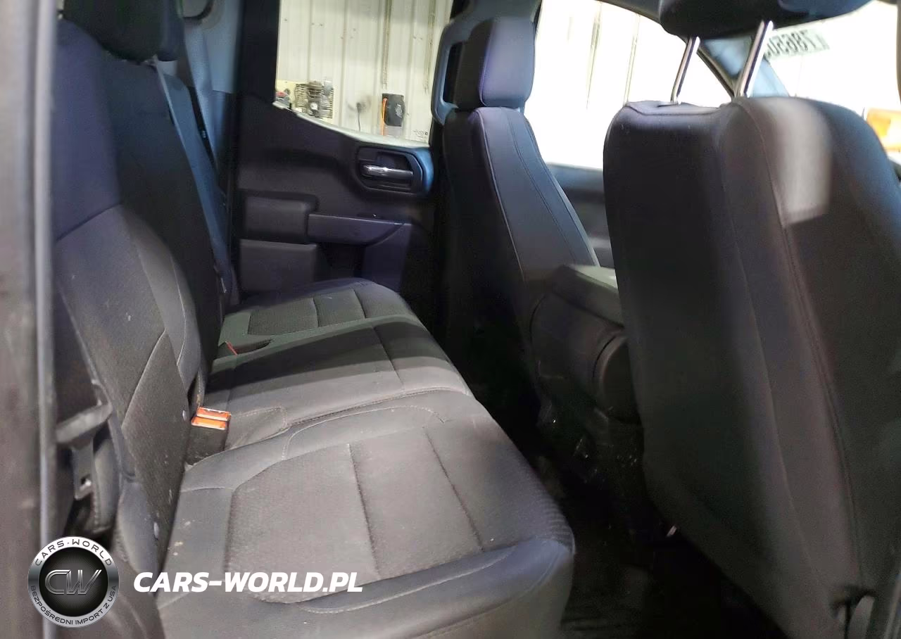 2019 Chevrolet Silverado K1500 VIN:1GCRYAEH3KZ402663 - 10