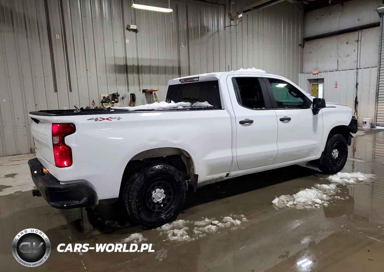 2019 Chevrolet Silverado K1500 VIN:1GCRYAEH3KZ402663 - 3