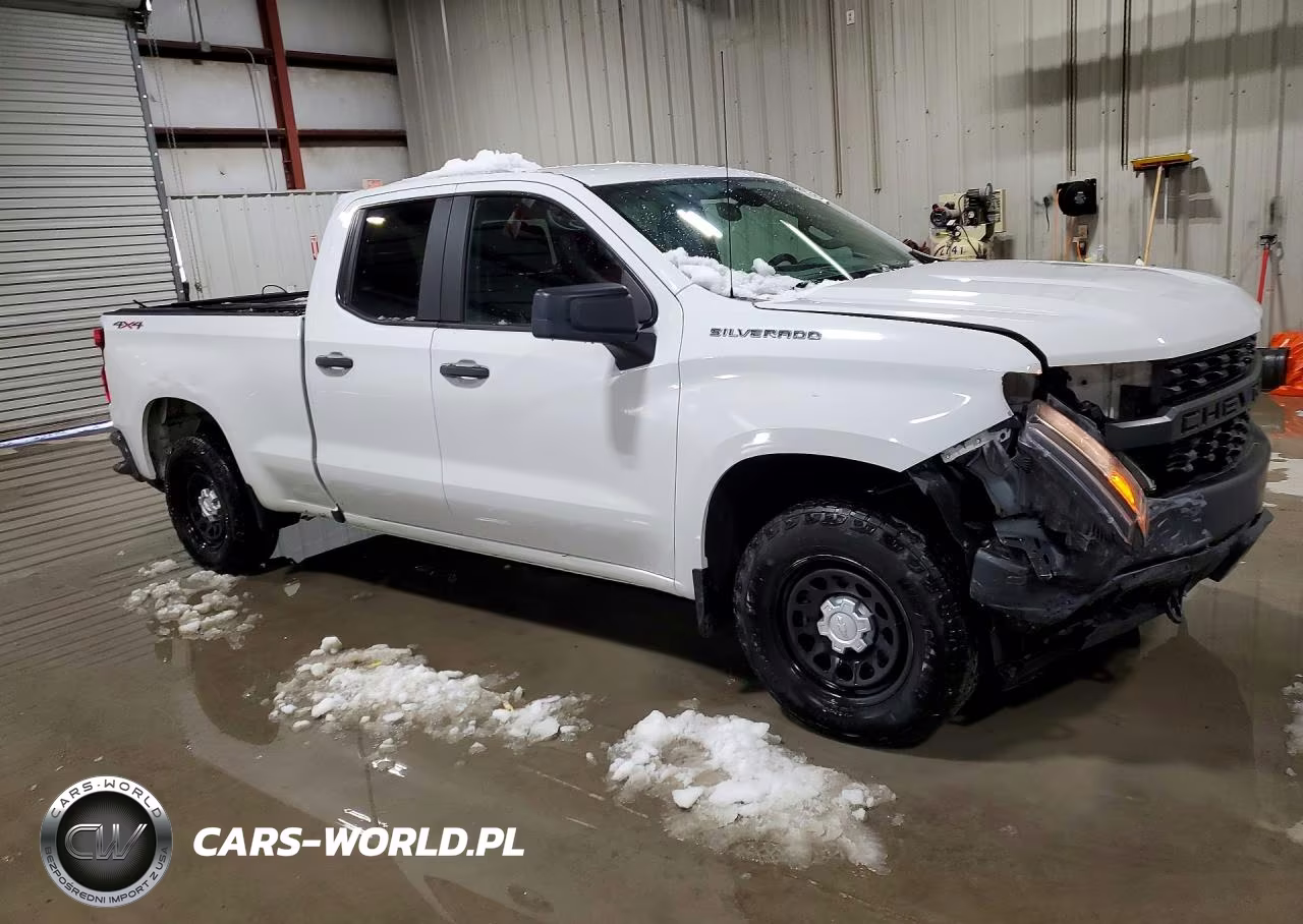 2019 Chevrolet Silverado K1500 VIN:1GCRYAEH3KZ402663 - 4