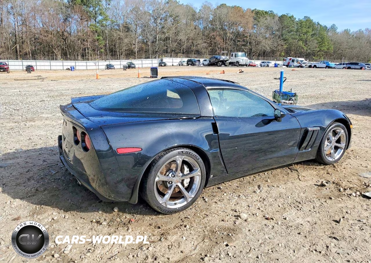 2011 Chevrolet Corvette Grand Sport VIN:1G1YV2DW1B5100220 - 3