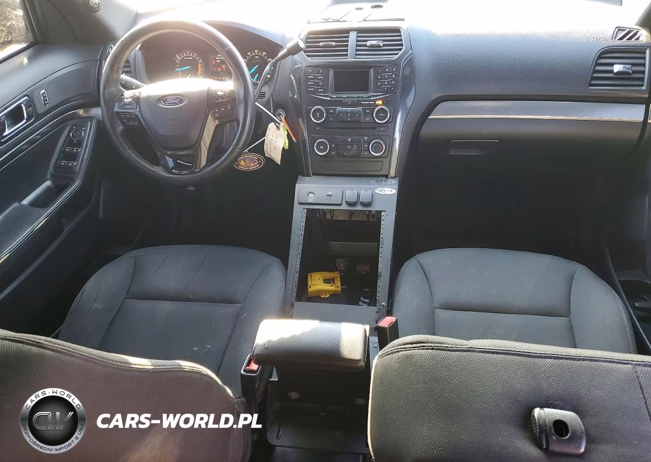 2018 Ford Explorer Police Interceptor VIN:1FM5K8AR6JGB92198 - 8