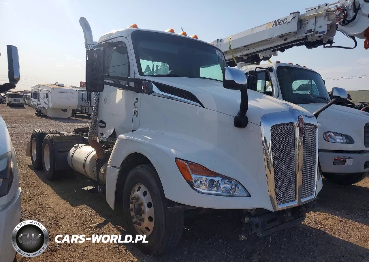 2023 Kenworth T680 Semi Truck VIN:1XKYD49X7PJ172453 - 1