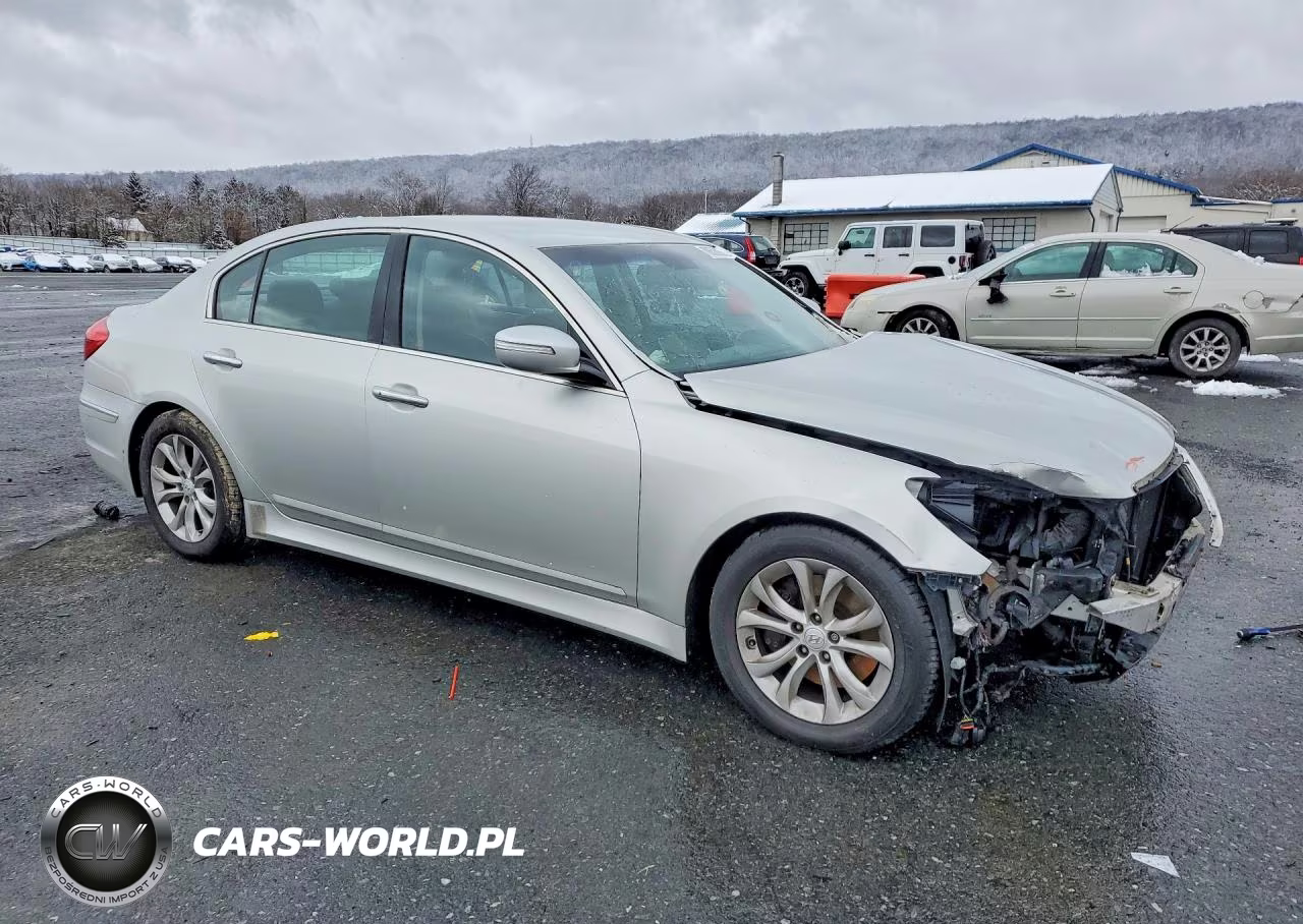 2013 Hyundai Genesis 3.8L VIN:KMHGC4DD6DU225172 - 4