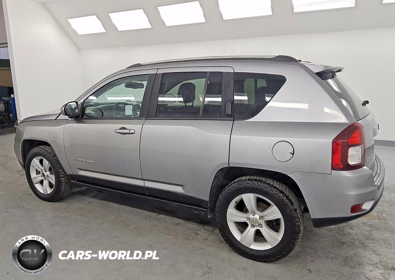 2016 Jeep Compass Latitude VIN:1C4NJDEB0GD617065 - 2
