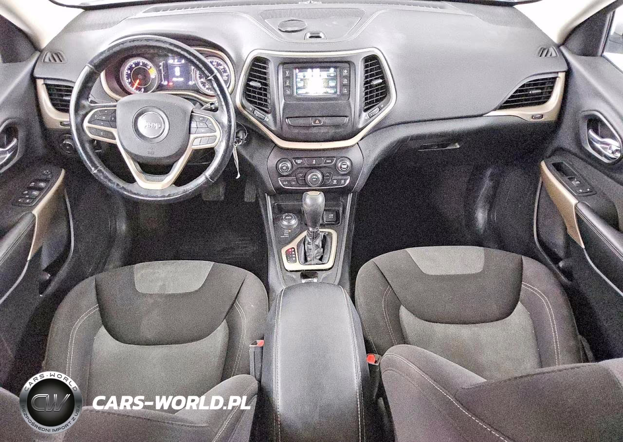 2018 Jeep Cherokee Latitude VIN:1C4PJMCB3JD501068 - 8