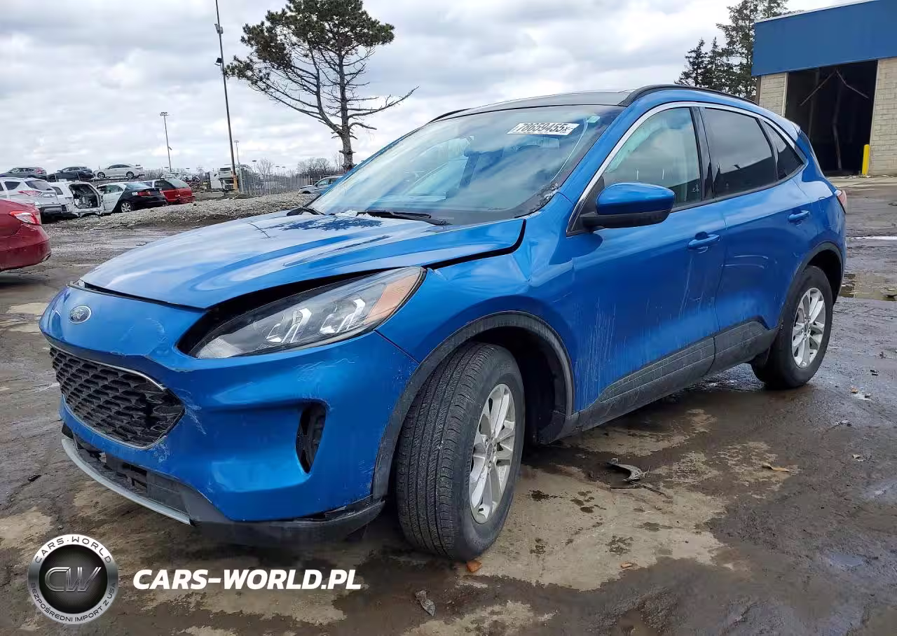 2020 Ford Escape Se
